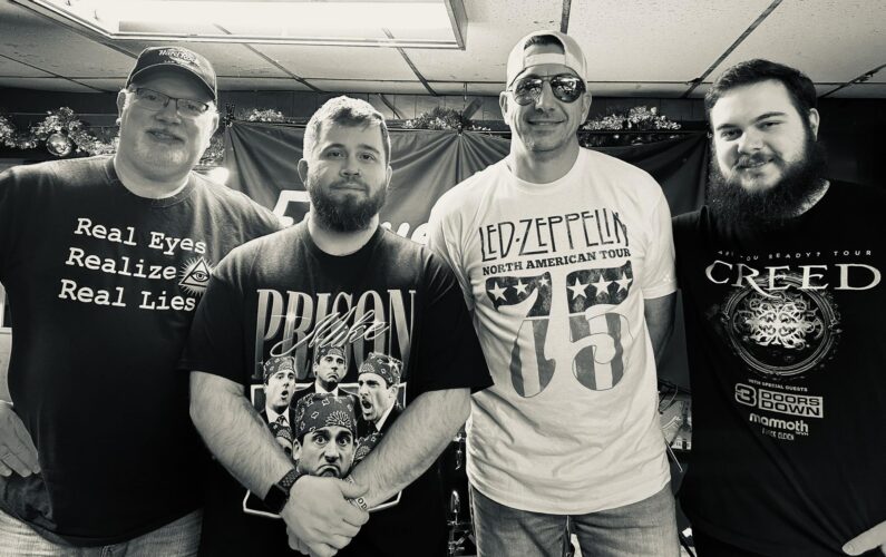 Frayed Knot at the Roxy Theatre